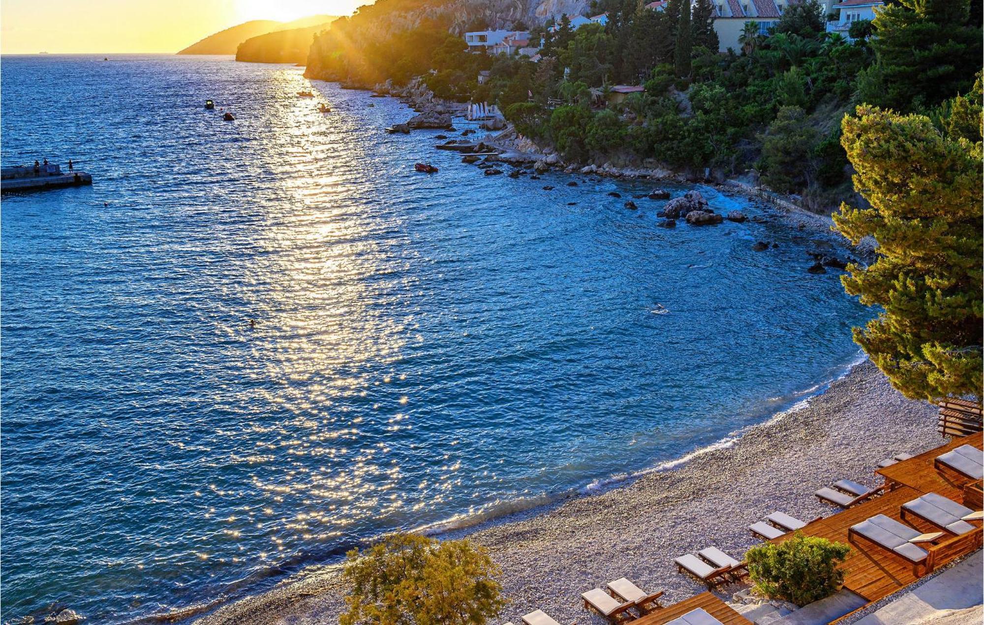 Harmony 2 Hvar Town